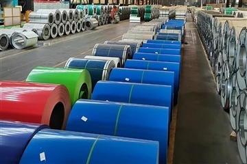Prethodno obojena čelična zavojnica u odnosu na obojenu čeličnu zavojnicu